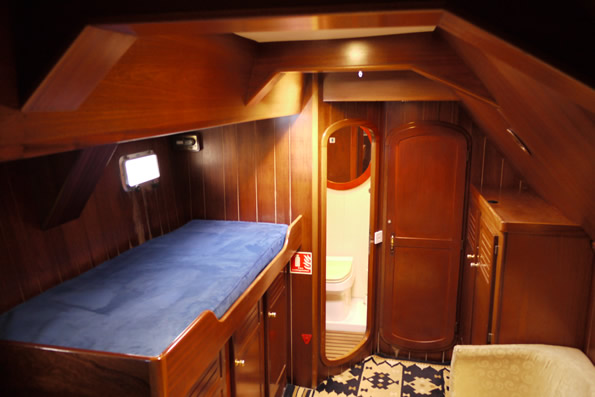 Nemo III cabin